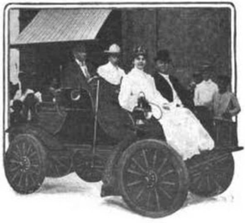 据报道，Jessamine Whitney是波多黎各第一位开车的女性. (摘自《365滚球》卷. 5)